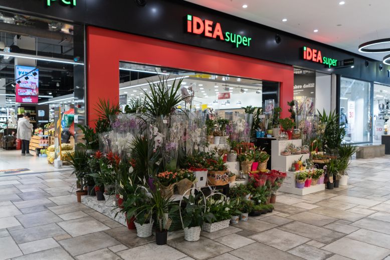 Cvećara Flora Lira
