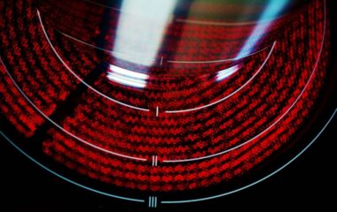 Ringla koja je upaljena na indukcionoj ploči.