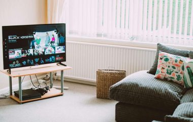 Televizor u dnovnoj sobi.